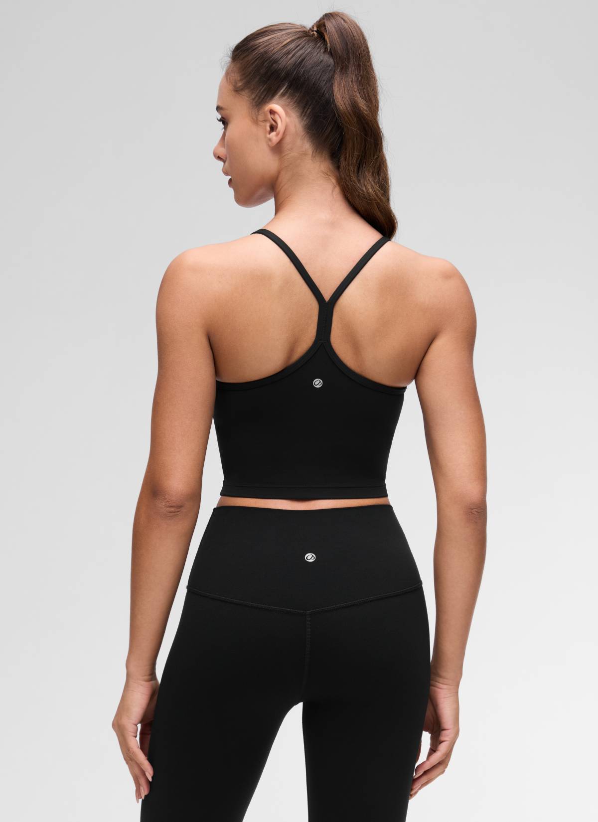 CRZ YOGA Womens Butterluxe Y Back Longline Sports Bras Crop Tank Top שחור