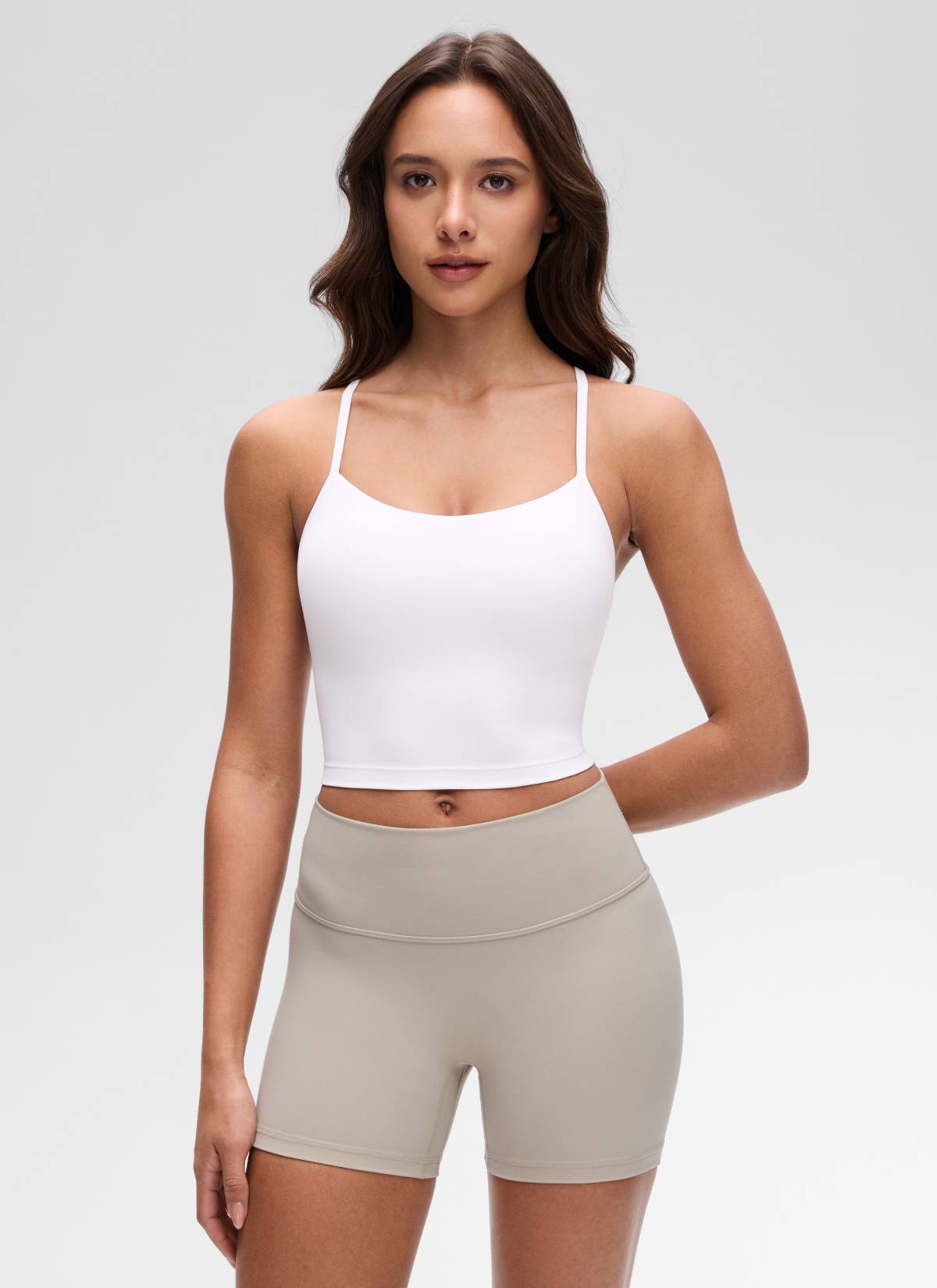 CRZ YOGA Womens Butterluxe Y Back Longline Sports Bras Crop Tank Top לבן