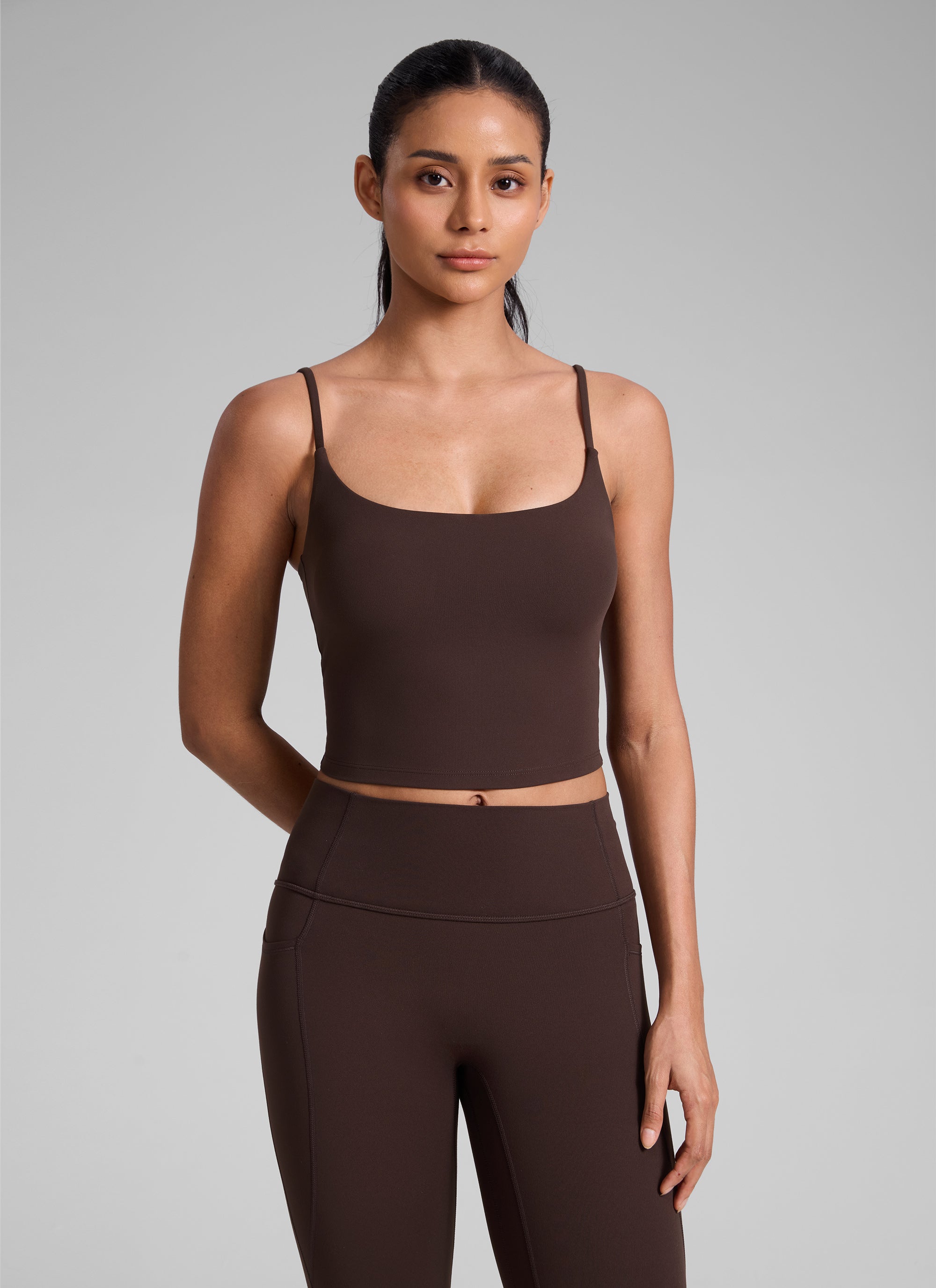 CRZ YOGA Womens Butterlift Scoop Neck U Back Yoga Longline Sports Bra Hot Fudge Brown