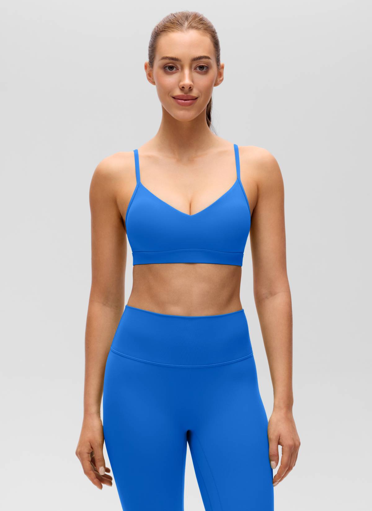 CRZ YOGA Butterluxe Womens V Neck Camisole Yoga Padded Sports Bra Sparkle Blue @model_info:Lary