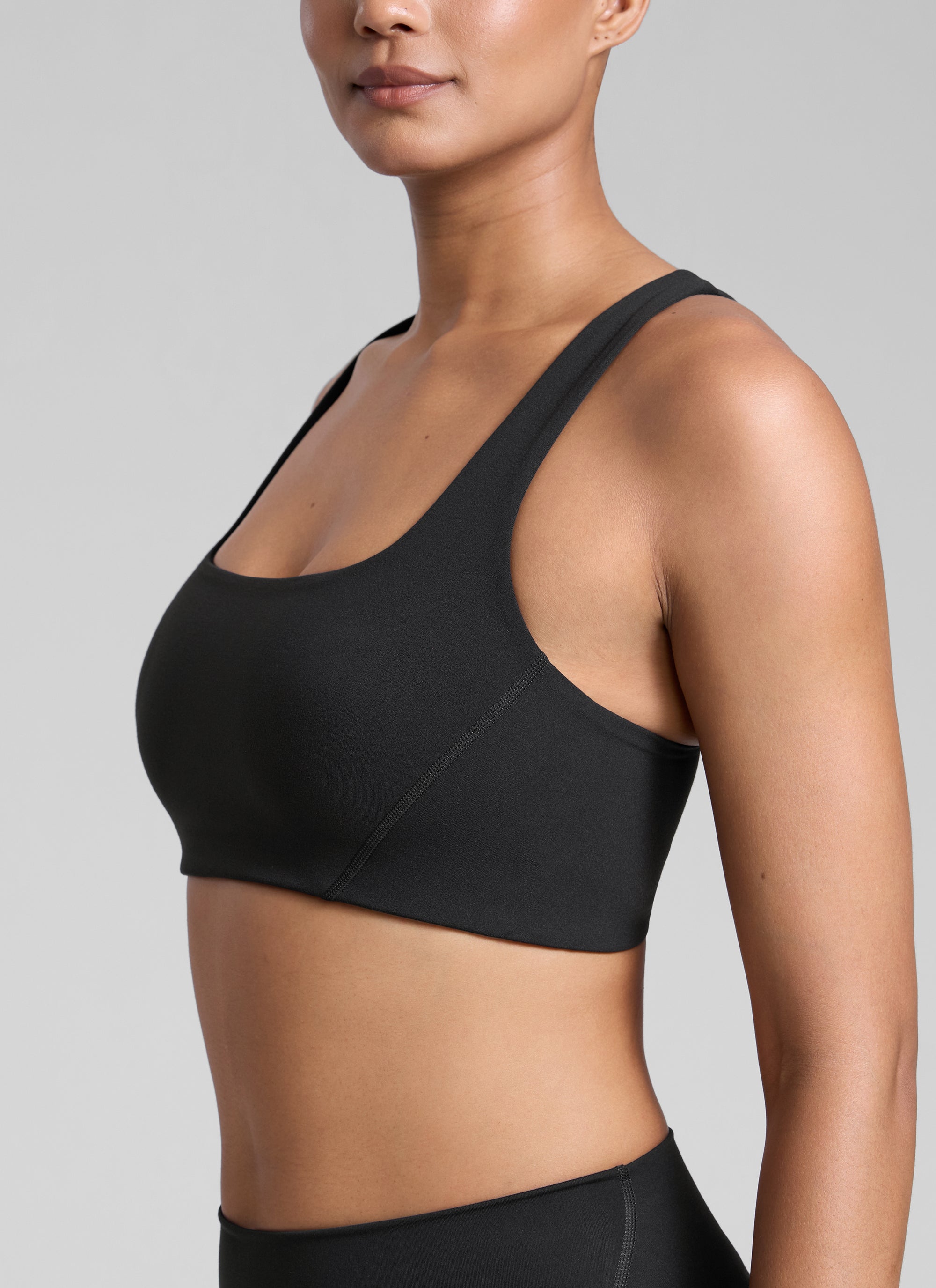CRZ YOGA Womens Butterlift Double Lined Square Neck Yoga Sports Bra Black