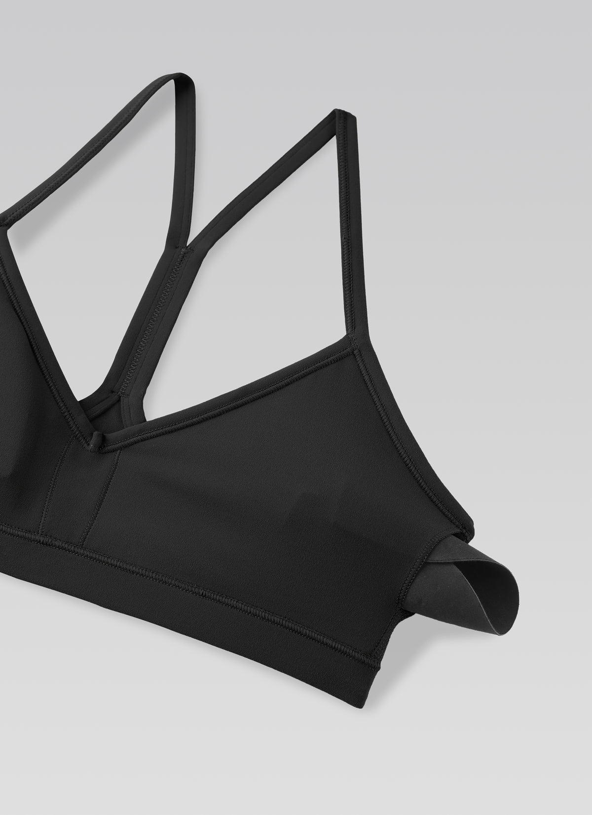 CRZ YOGA Butterluxe Womens Ruched V Neck Yoga Padded Sports Bra Black @model_info:NEW