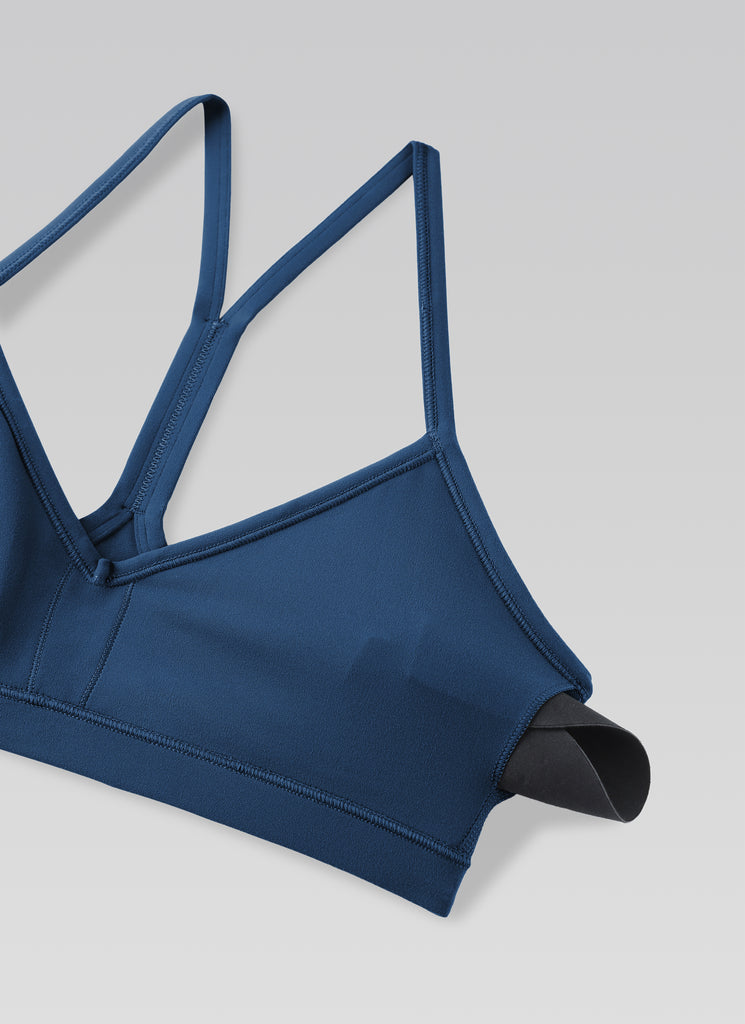 CRZ YOGA Butterluxe Womens Ruched V Neck Yoga Padded Sports Bra French Navy