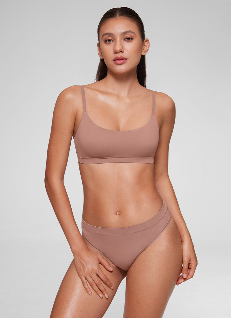 CRZ YOGA Women's Softhold Wireless Scoop Neck  Everyday Bra Adjustable Light Army Green