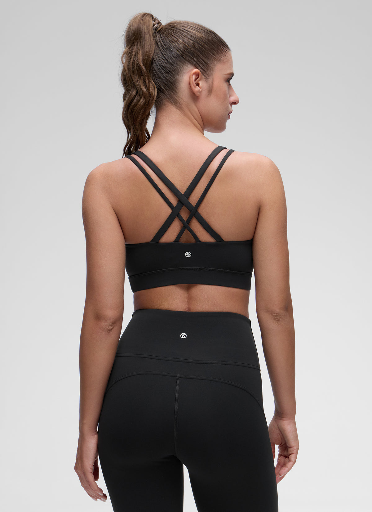 CRZ YOGA Women's Yoga Light Support Double Strap Mold Sport Bra Black @model_info:Marina