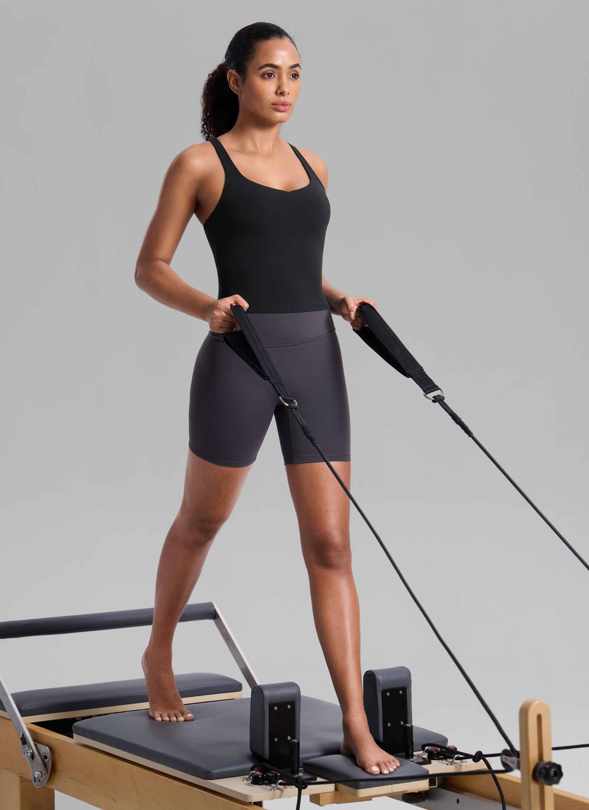 CRZ YOGA Women's Butterlift Workout V Neck Racerback Built in Bra Tank Black