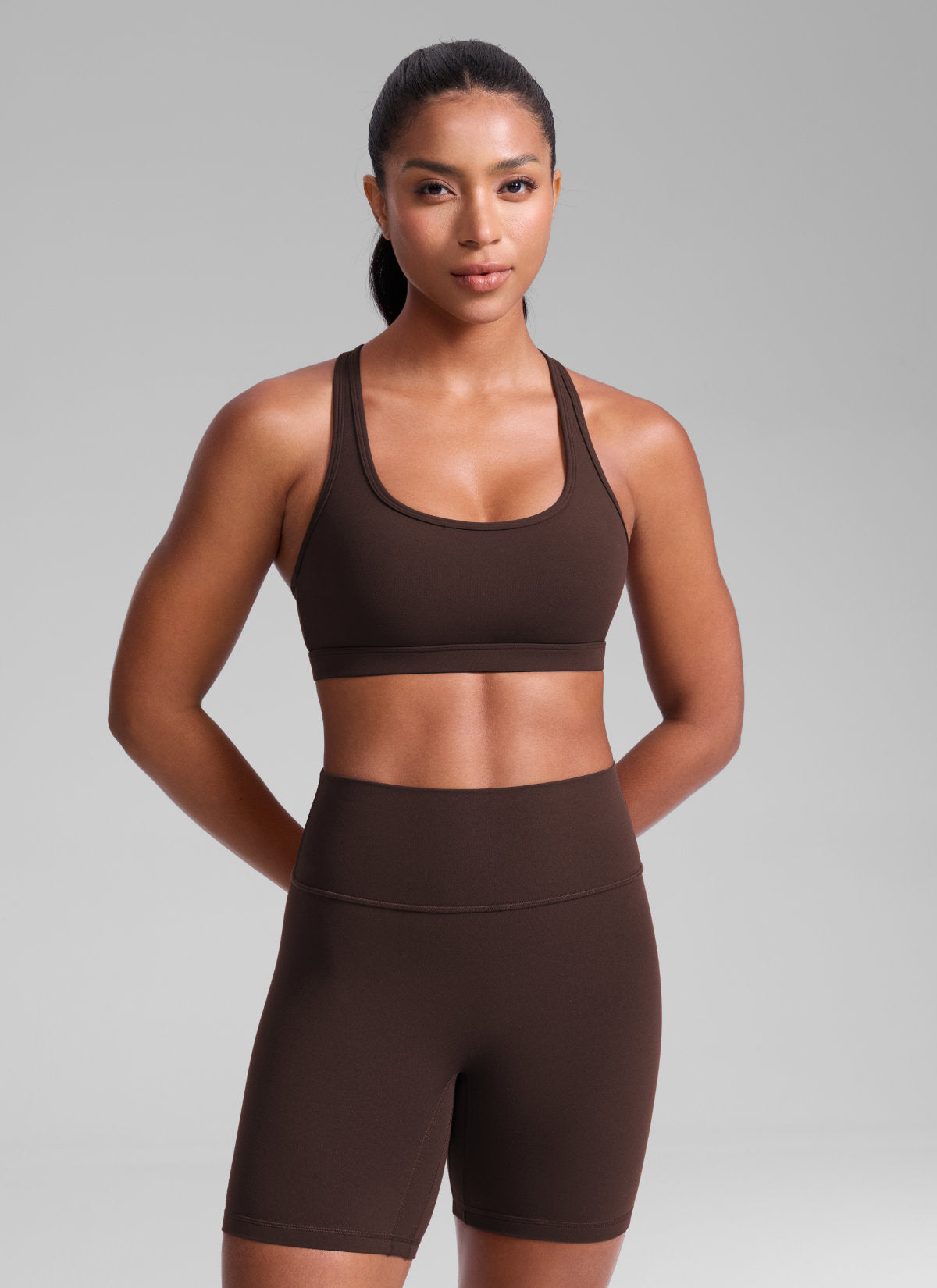 CRZ YOGA Women's Butterlift Yoga U Neck Racerback Keyhole Sports Bra Hot Fudge Brown