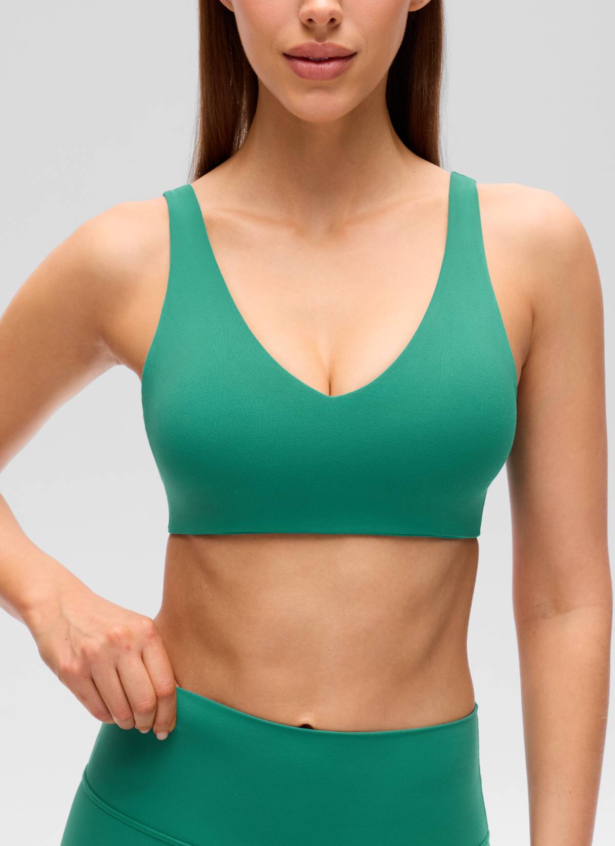 CRZ YOGA Women's Butterluxe Yoga U Back Sports Bra Light Support Cascadia Green @model_info:Lary
