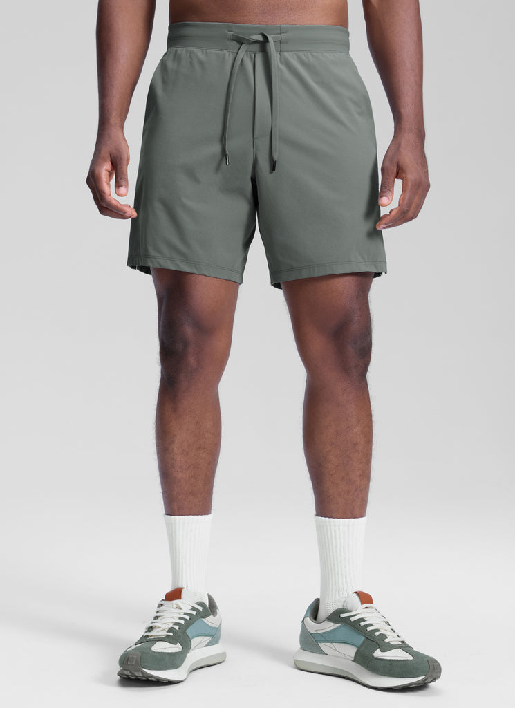 CRZ YOGA Men's Workout Classic FIt Quick Dry Pocket Shorts  7" Milky White