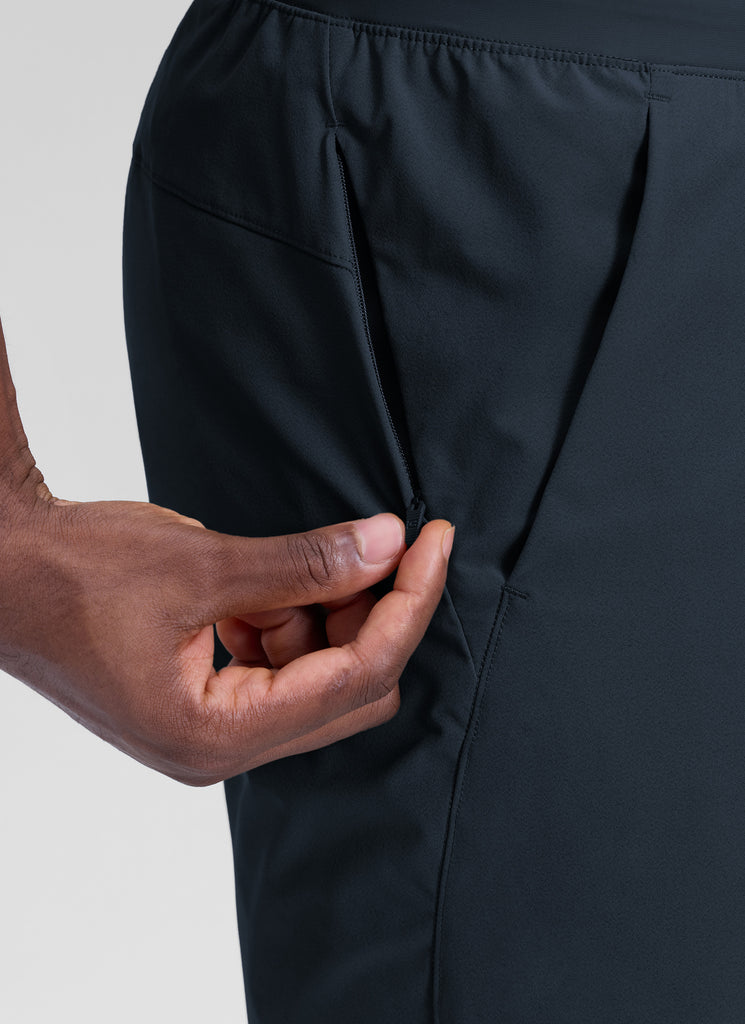 CRZ YOGA Men's Workout Classic FIt Quick Dry Pocket Shorts  7" True Navy