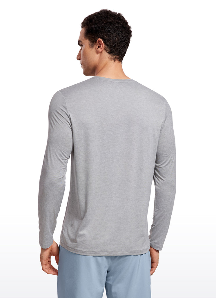 CRZ YOGA Men's Training Classic Fit Ultralight Crew Neck Long Sleeves Silver Mist