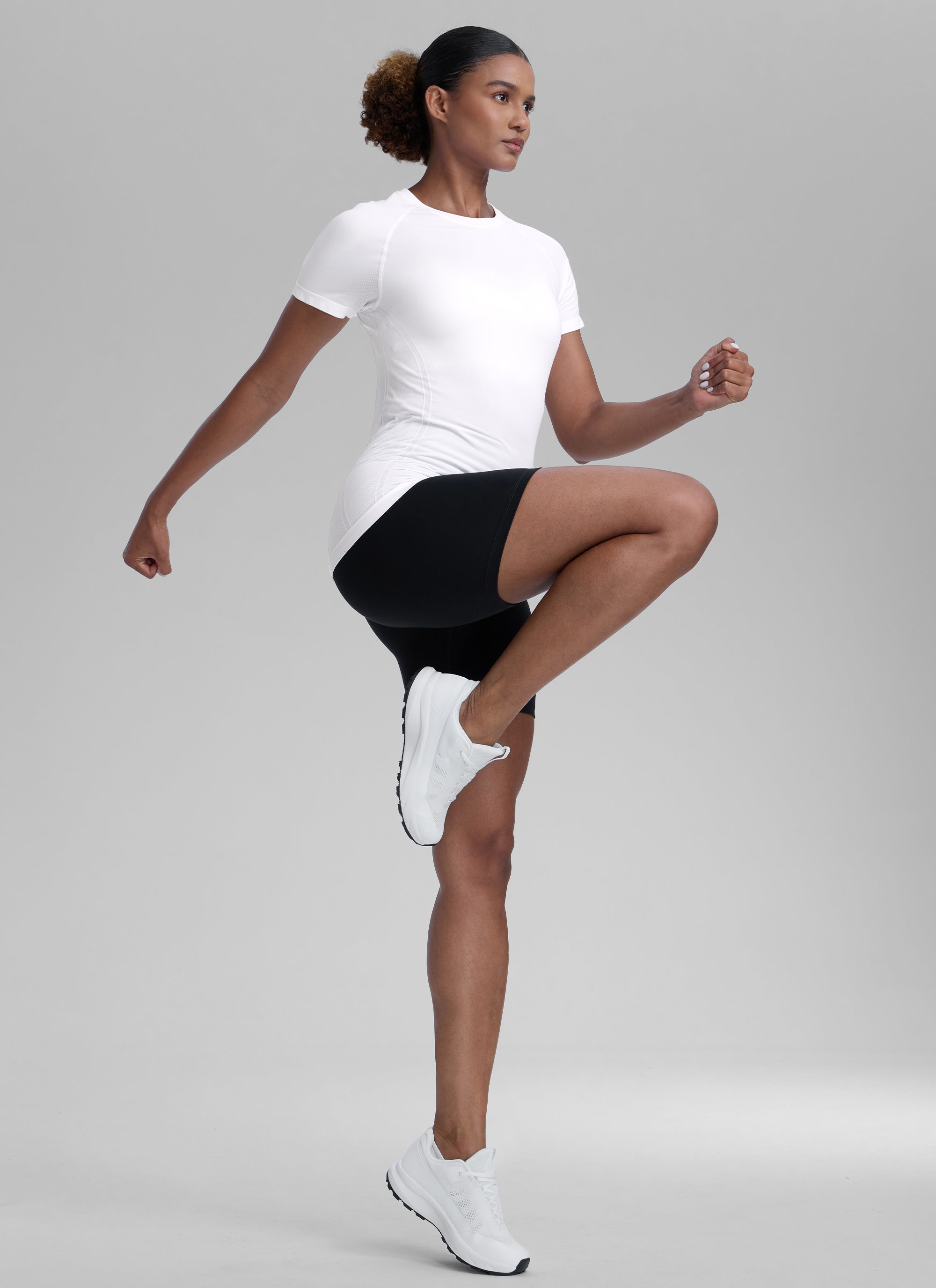 Seamless Hip Length Short Sleeve