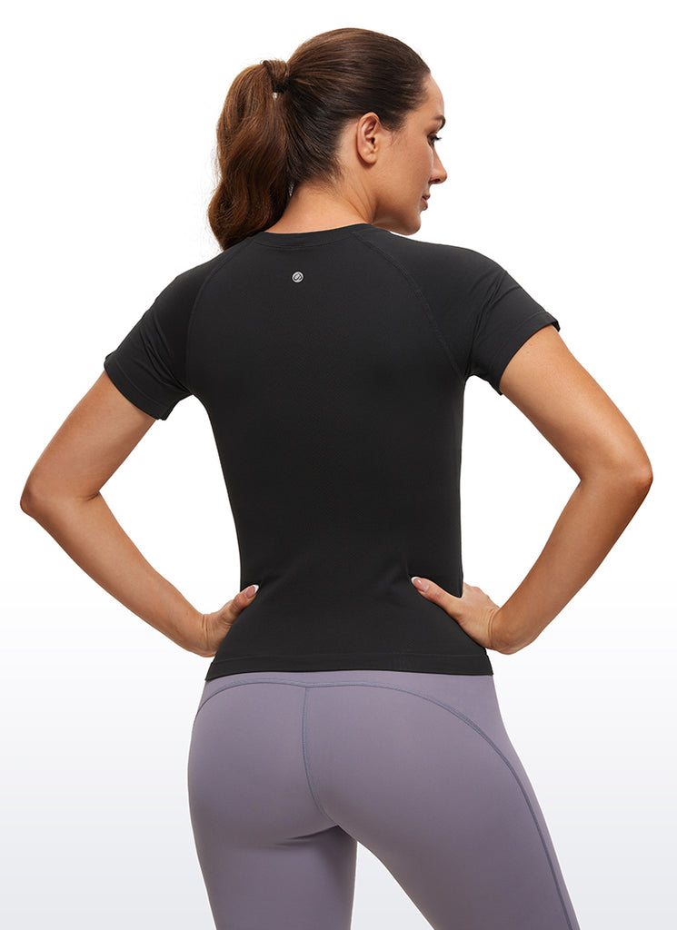 CRZ YOGA Women's Running Classic Fit Shirts Seamless Short Sleeves Hibiscus Purple