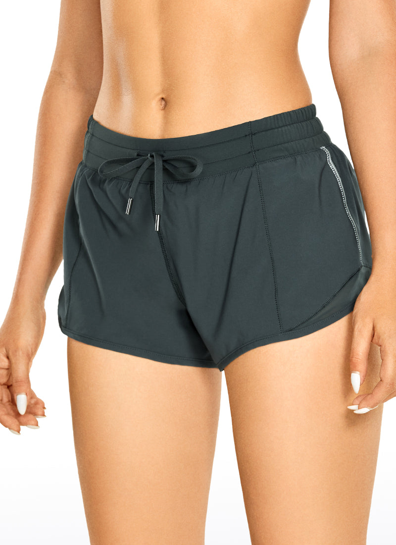 Short en plumes de course avec cordon de serrage 2.5 ''