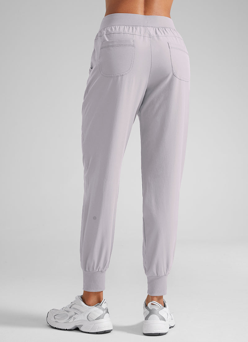 CRZ YOGA Women's Train Loose Fit Feathery-Fit Drawstring Jogger 28'' Dark Chrome