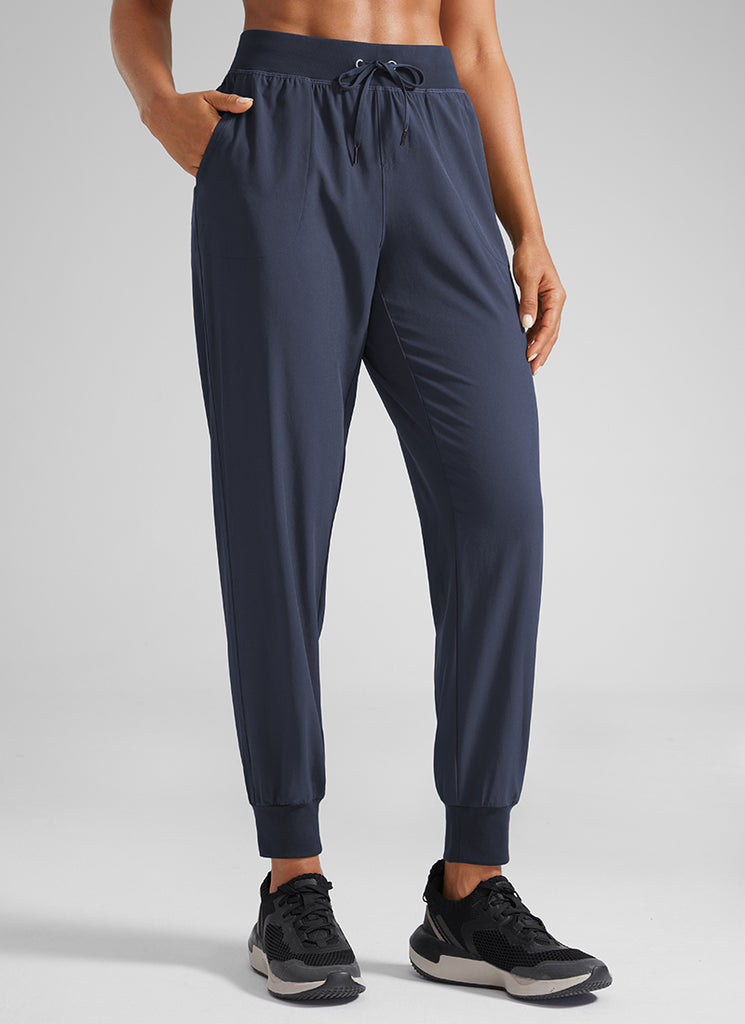 CRZ YOGA Women's Train Loose Fit Feathery-Fit Drawstring Jogger 28'' Black