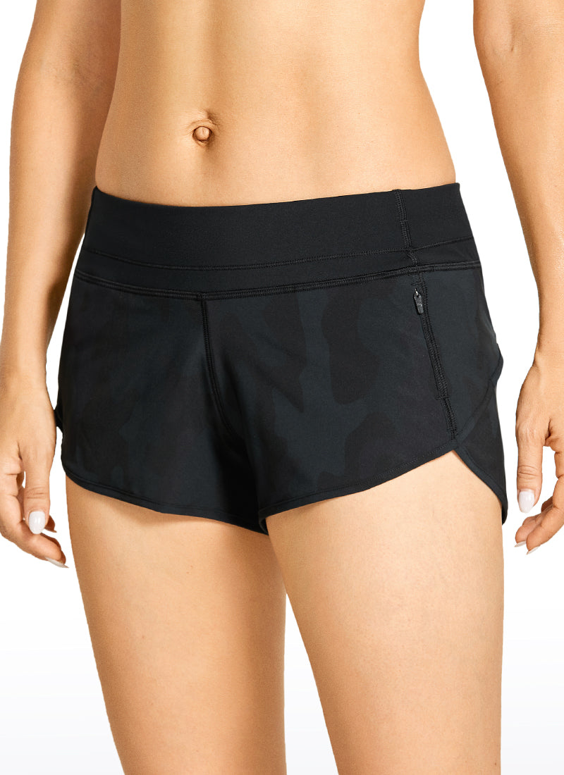 Feathery-Fit Low Rise Lined Shorts with Flat Waist 2.5''