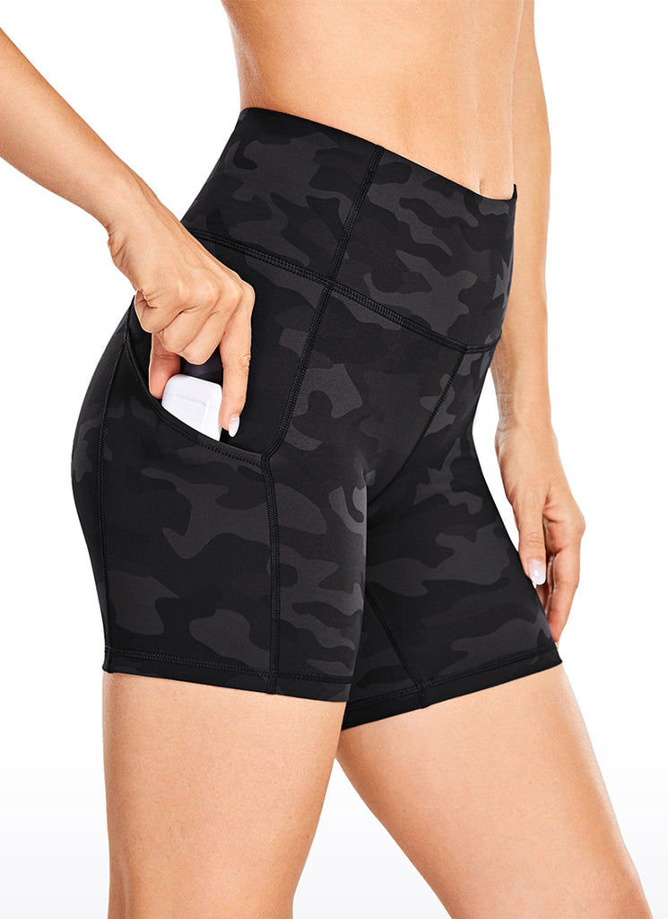 CRZ YOGA Women's Run High Rise Biker Nakedfeel Light Pocket Shorts 6'' Dark grey camouflage