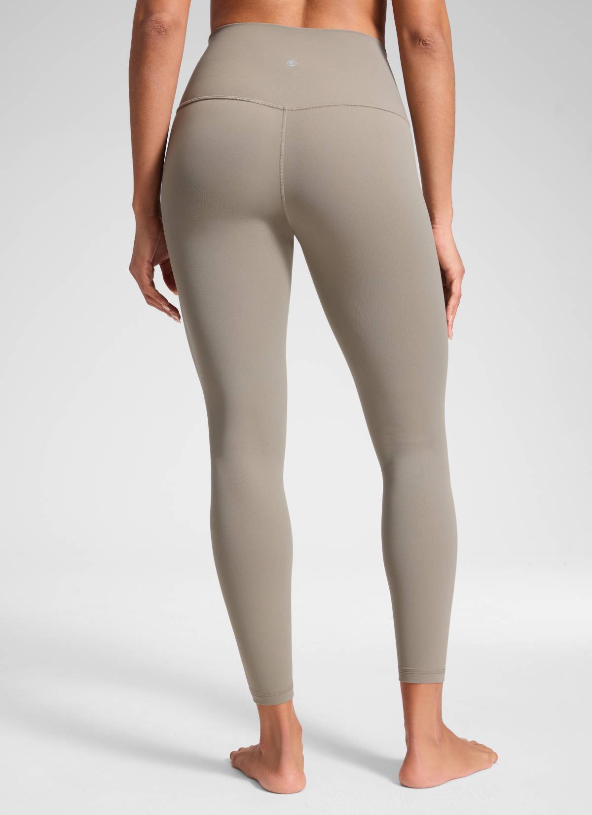 טייץ יוגה Butterluxe בגזרה גבוהה לנשים של CRZ YOGA, לפנאי ויוגה, 64 ס"מ, אפור אפר חם