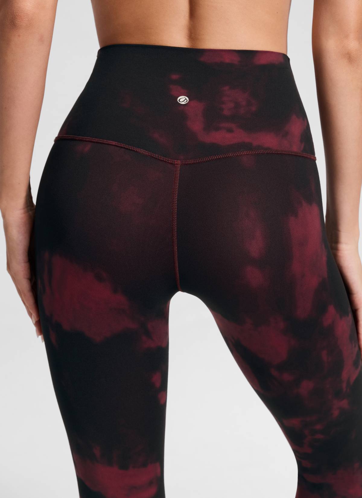 CRZ YOGA נשים Yoga Lounge בגזרה גבוהה Butterluxe טייץ יוגה 64 ס"מ בורגונדי טאי דאי פרחוני