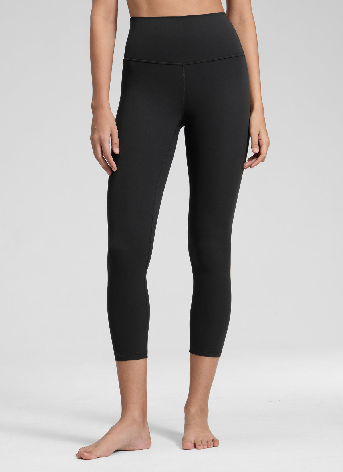 CRZ YOGA Women's Yoga Lounge High Rise Butterluxe Yoga Leggings 23'' Black @model_info:Jenna