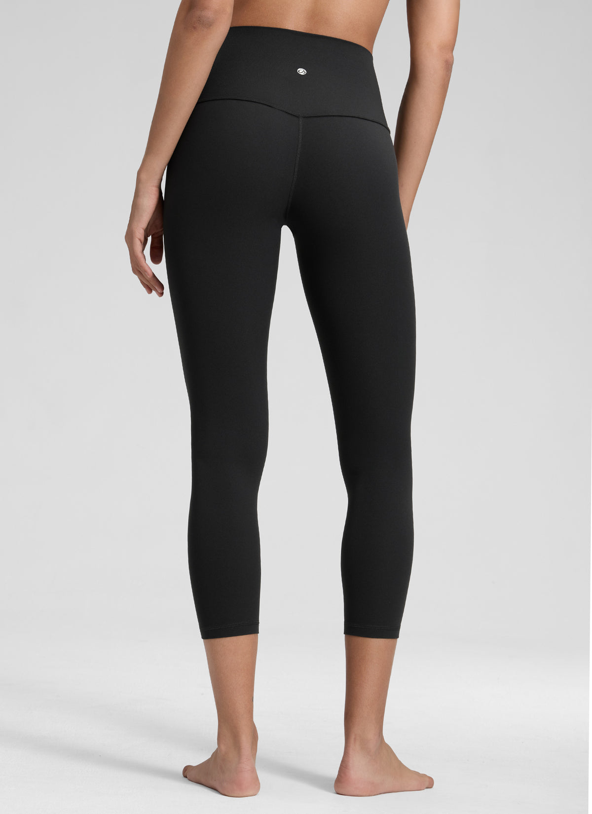 CRZ YOGA Women's Yoga Lounge High Rise Butterluxe Yoga Leggings 23'' Black @model_info:Jenna