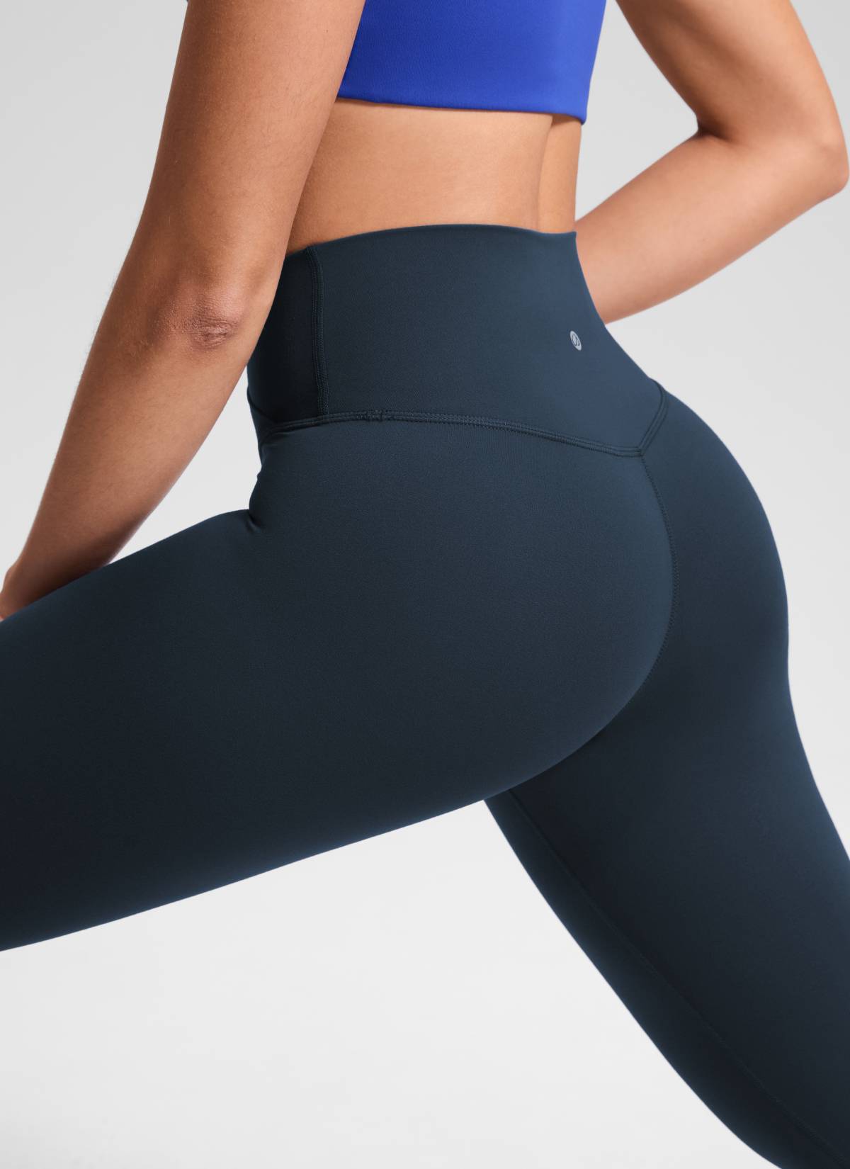 CRZ YOGA Women's High Rise Butterluxe Yoga Leggings 25'' V Cross Waist True Navy @model_info:Fiona