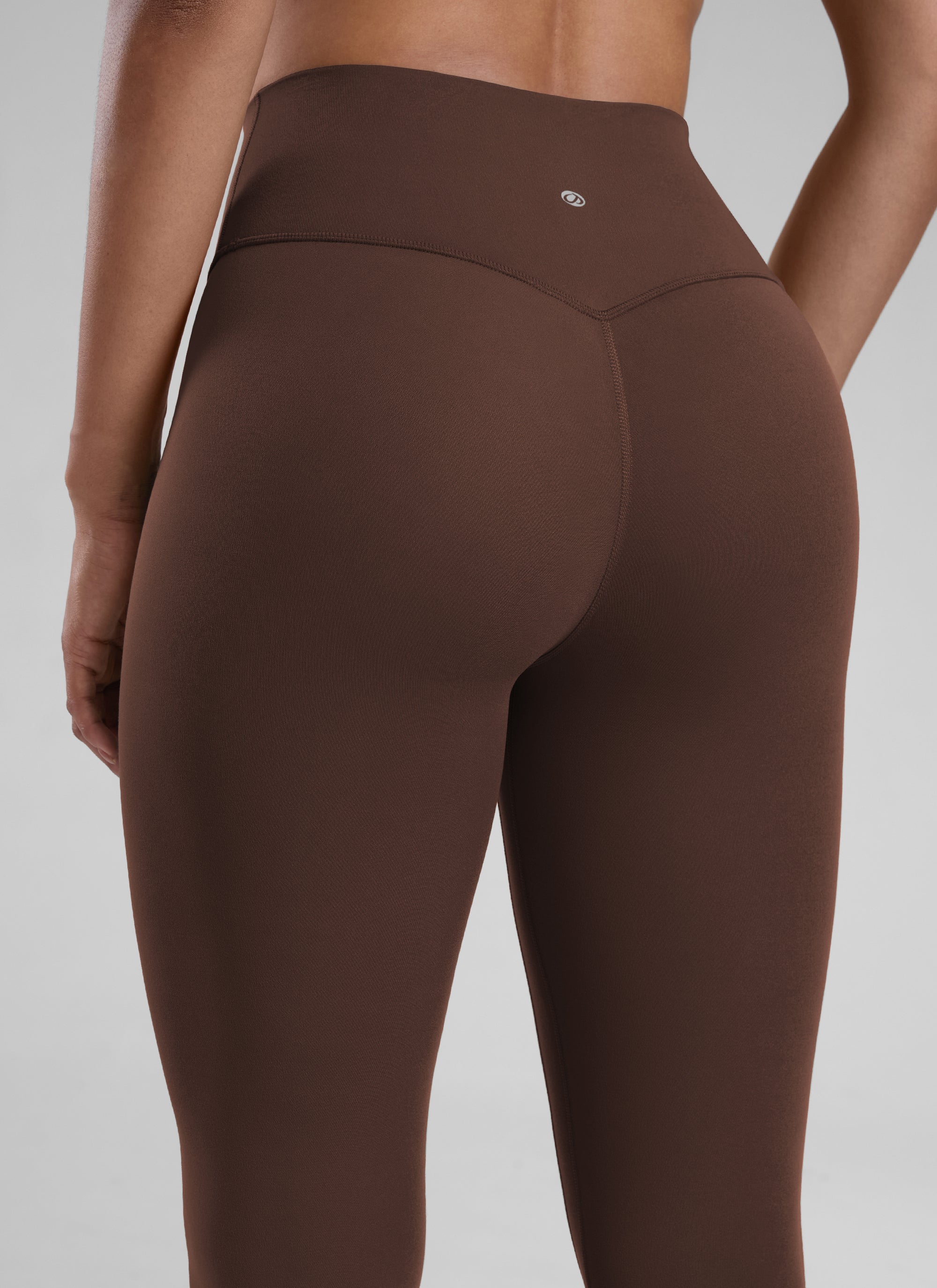 CRZ YOGA Women's Workout High Rise Butterlift Yoga Leggings 25'' Lava Brown @model_info:Barbara