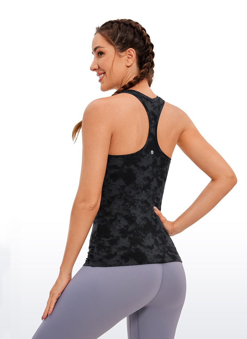 Hüftlanges Tanktop mit Racerback von Butterluxe