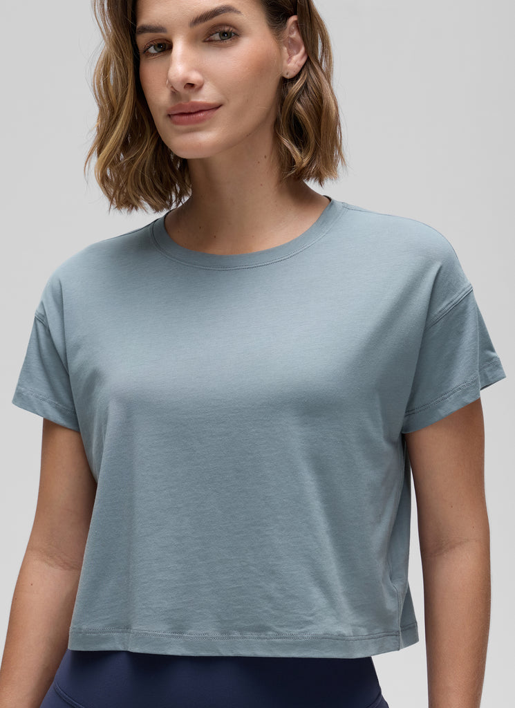 CRZ YOGA Women's Yoga Relaxed Fit Shirt Pima Cotton Crop Short Sleeves Belgian Blue