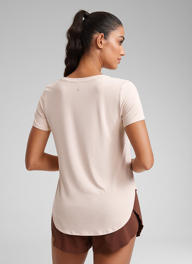 CRZ YOGA Women's Workout Lightweight Crewneck Short Sleeves Side Slit Milky White