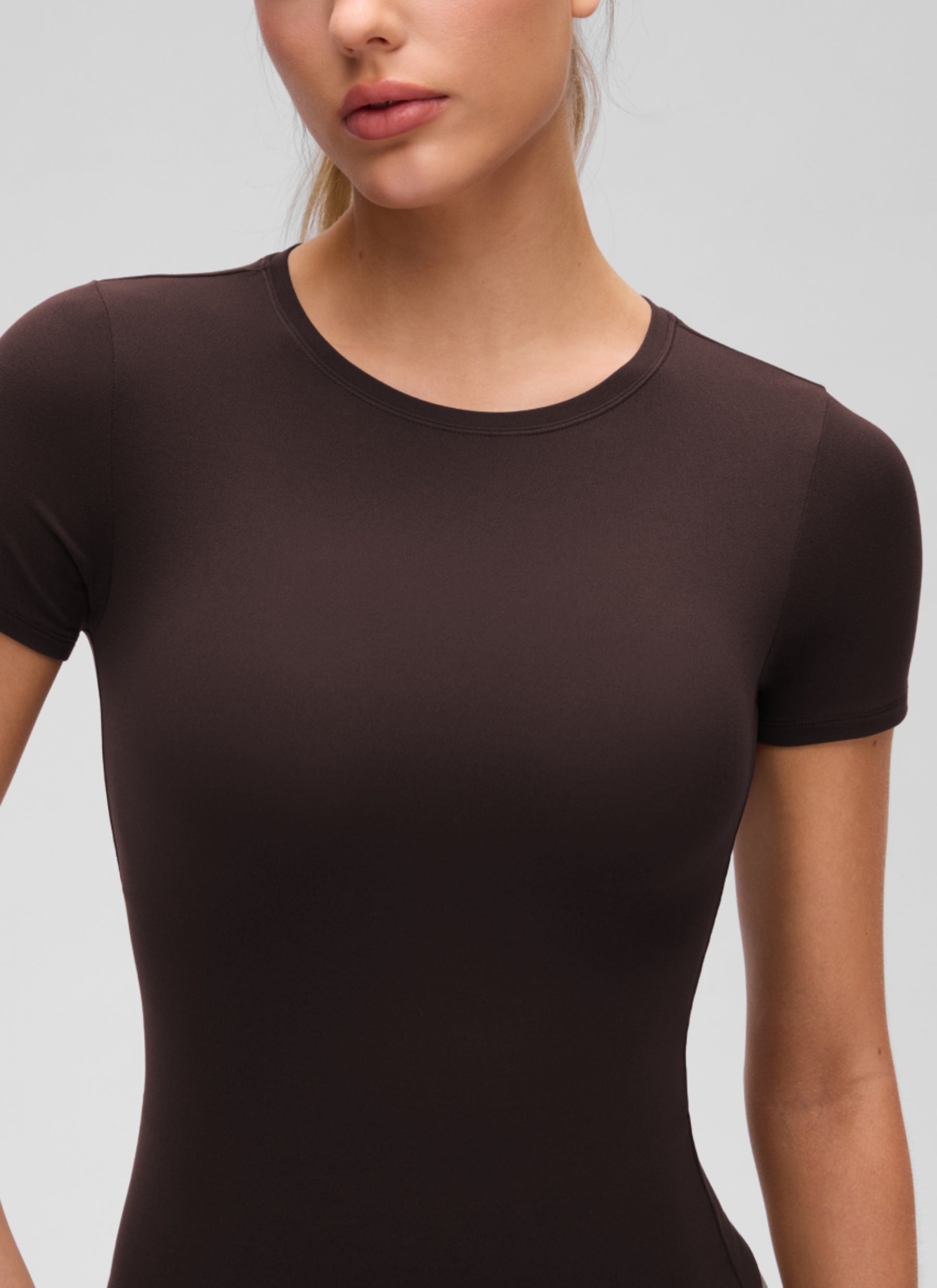 CRZ YOGA Women's Going Out Tops Soft High Crew Neck Casual Tight Shirts Hot Fudge Brown @model_info:A