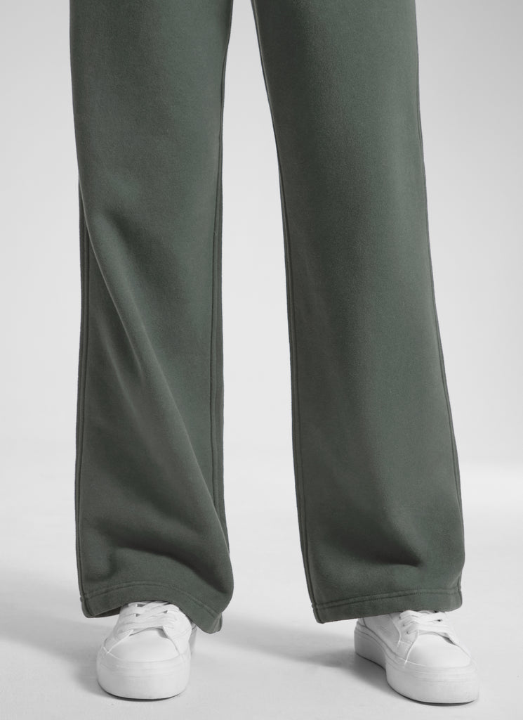 CRZ YOGA Womens Cotton Fleece Lined Straight Leg Lounge Sweatpants30'' Hibiscus Purple