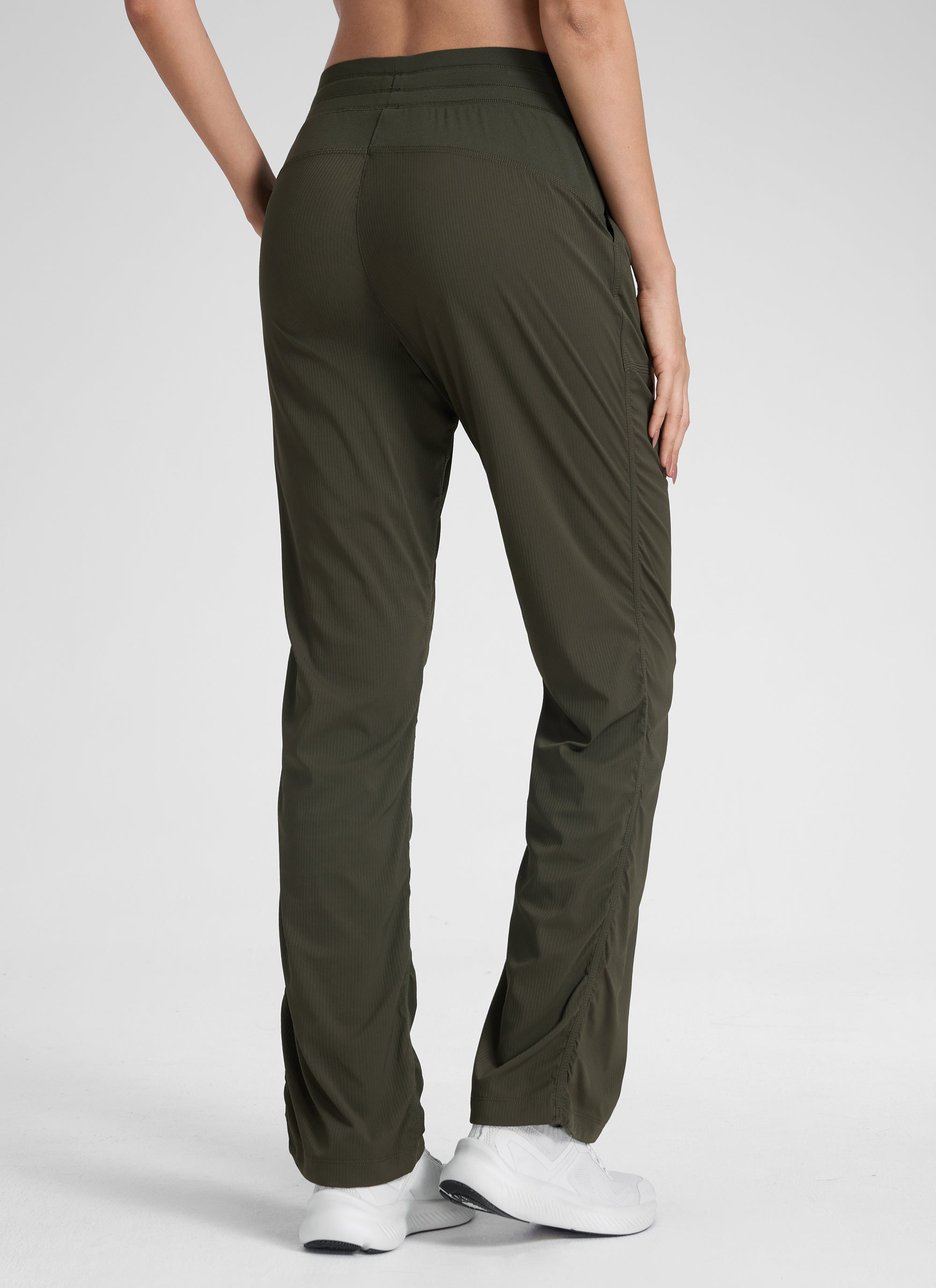 Lightweight Straight Leg Pocket Pant 30