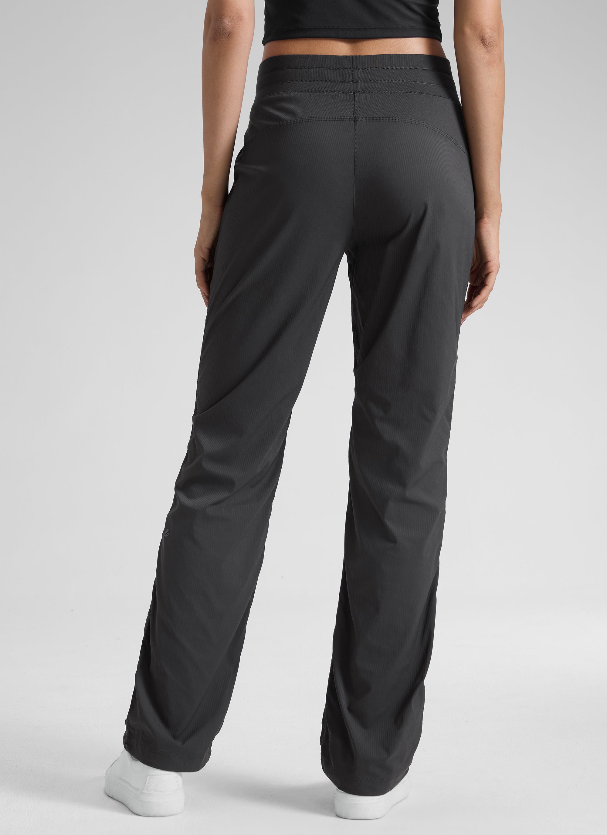 Lightweight Straight Leg Pocket Pant 30