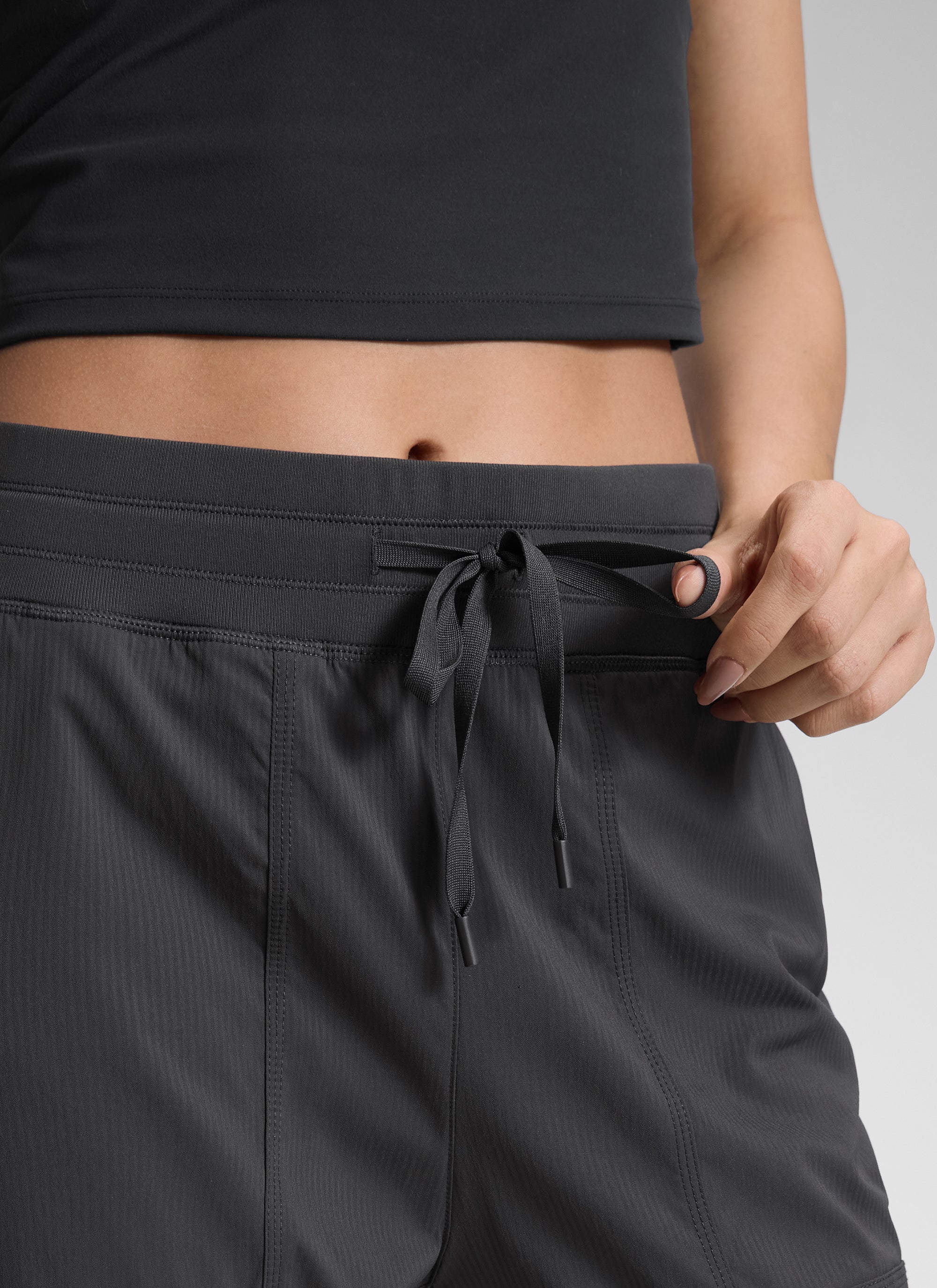 Lightweight Straight Leg Pocket Pant 30