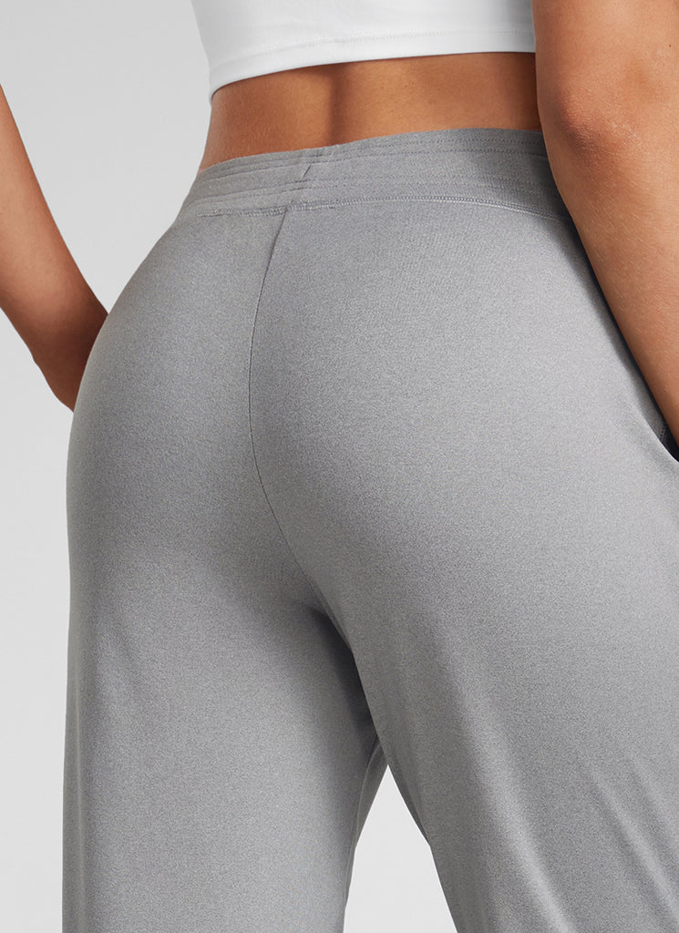 CRZ YOGA Women's Cloud Jersey Capri Joggers 25'' with Pockets Hot Fudge Brown