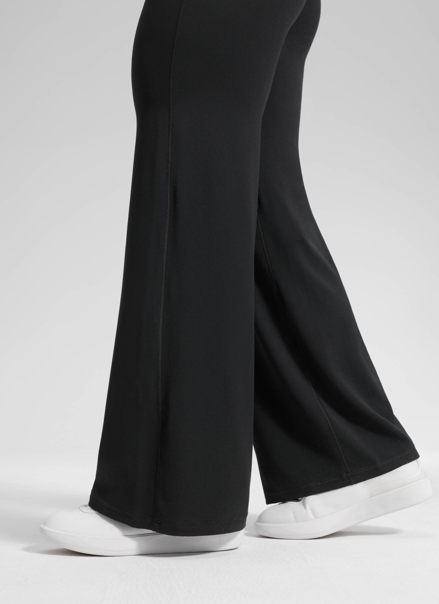 CRZ YOGA Women's Softretch Workout No Front Seam Wide Leg Pant 32