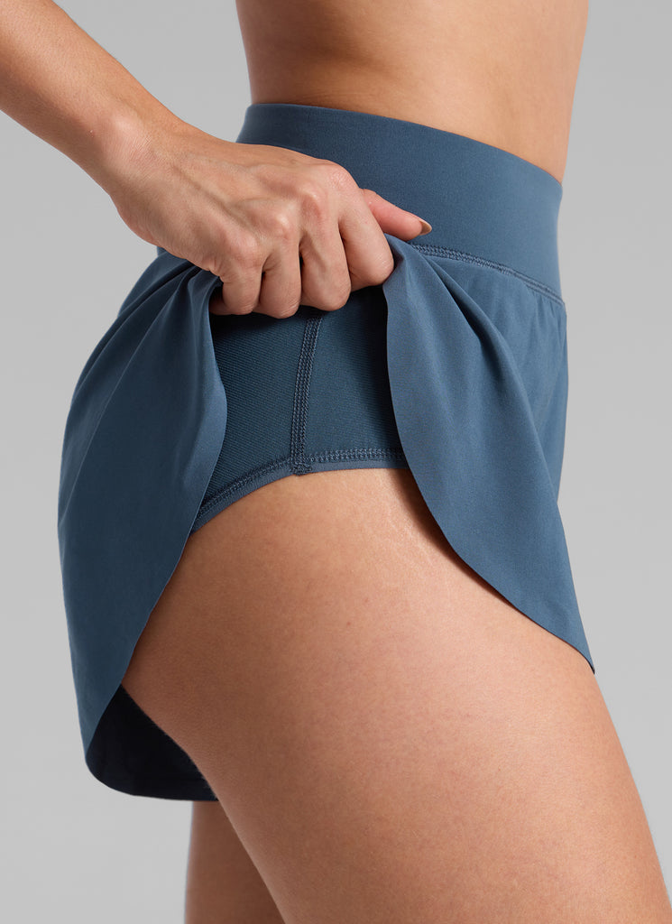 CRZ YOGA Women's Running High Rise Mesh Lined Shorts 3'' Workout Short White