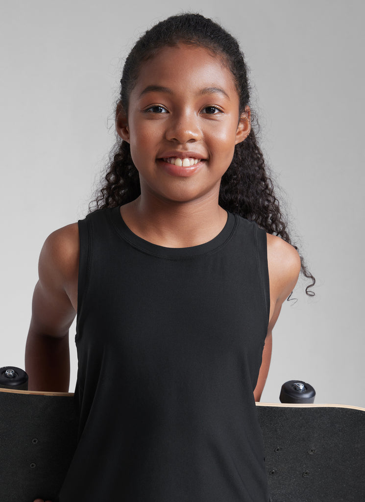 CRZ YOGA Girls Cloudweight Hip Length Crew Neck Sleeveless Tank Tops Black