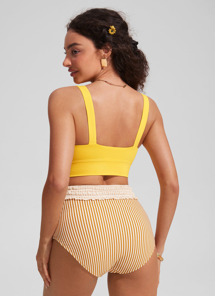 CRZ YOGA Women's Swimwear Tops Supportive Modest Swimsuit Bikini Black