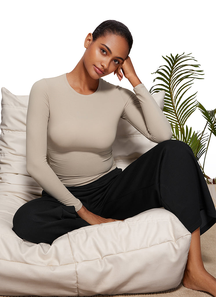 CRZ YOGA Women's Crew Neck Tight Fit Long Sleeve Shirts Casual Tee Mojave Tan